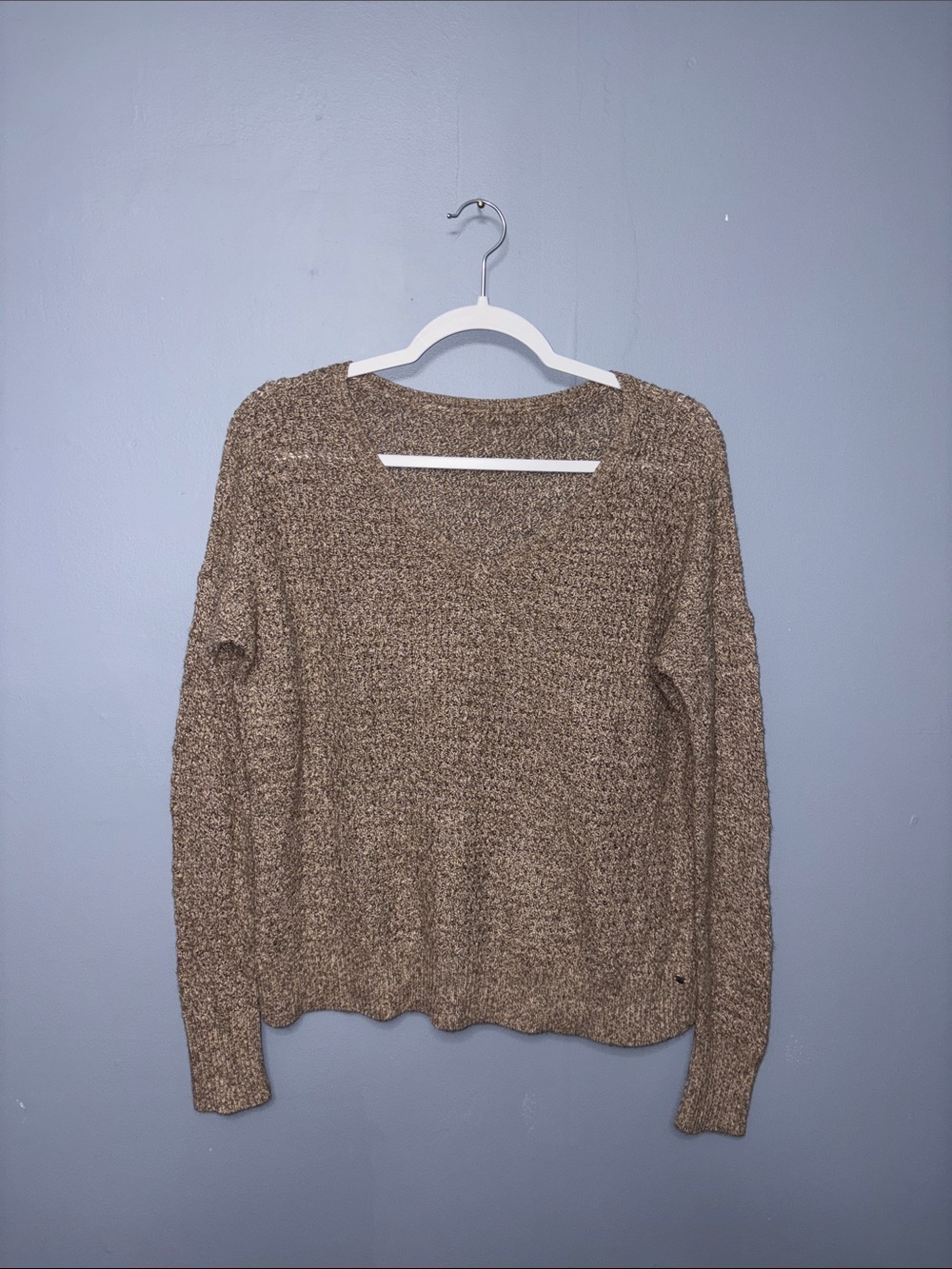 American Eagle • Brown Knit Sweater